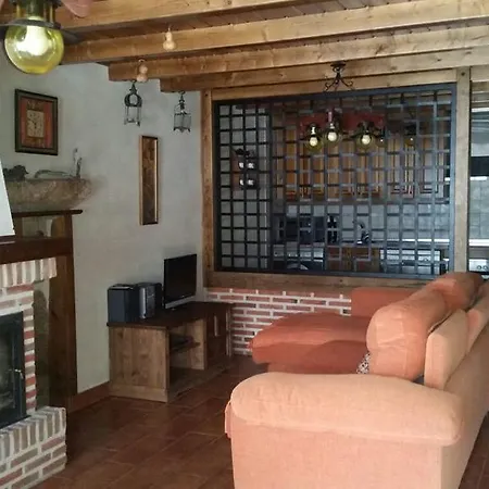 度假居 El Castano Navalguijo